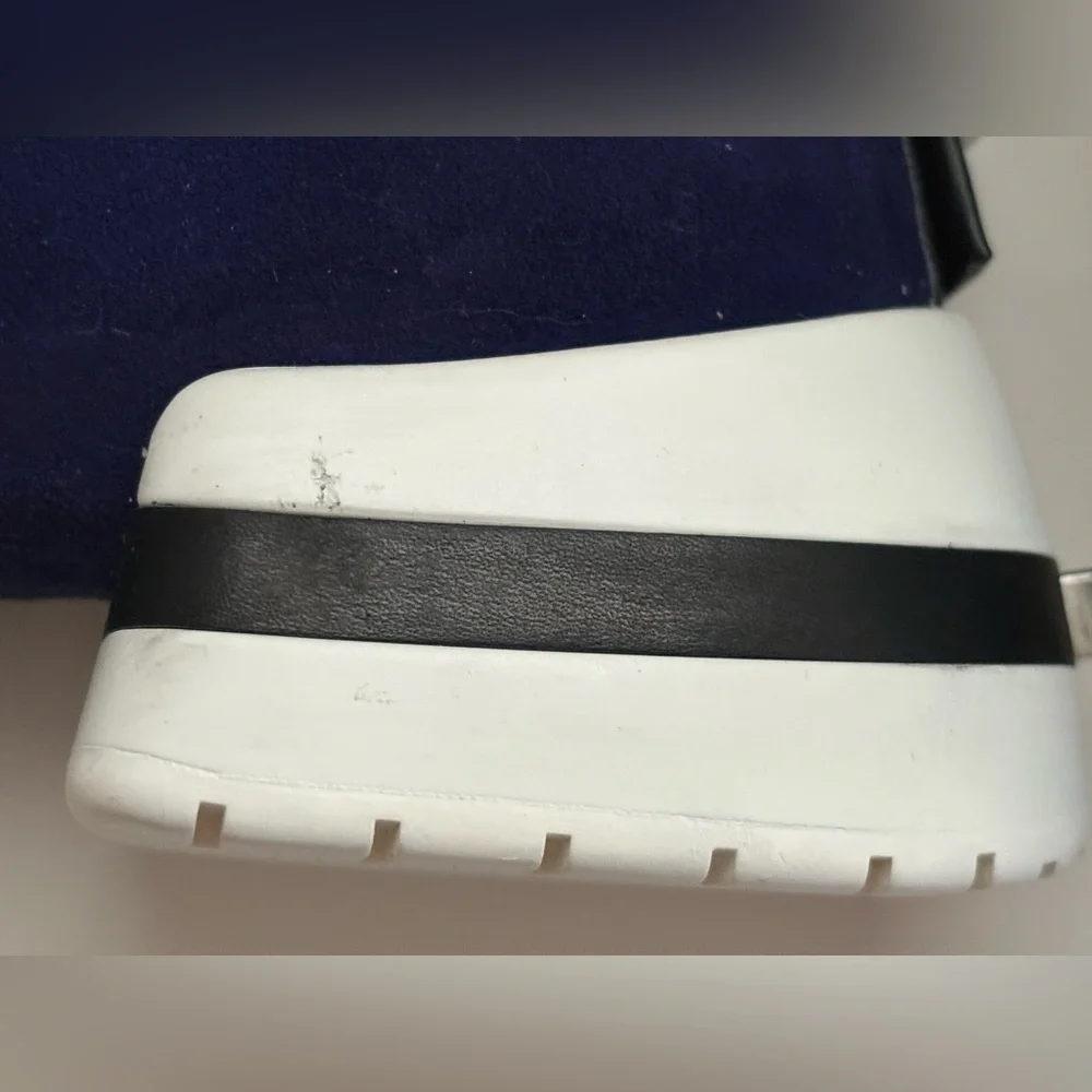 Stuart Weitzman these stylish